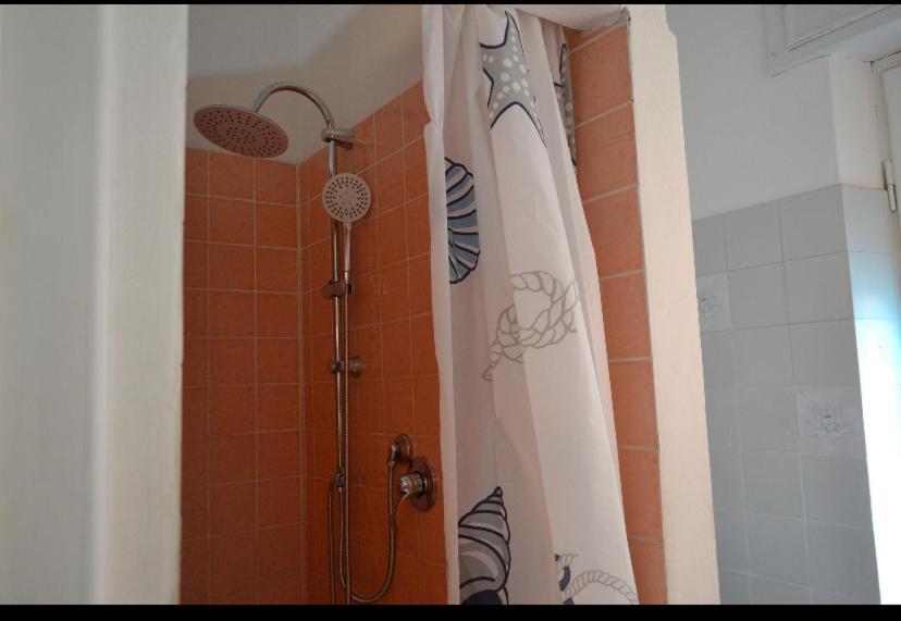 Flat In Olbia Centroアパートメント エクステリア 写真