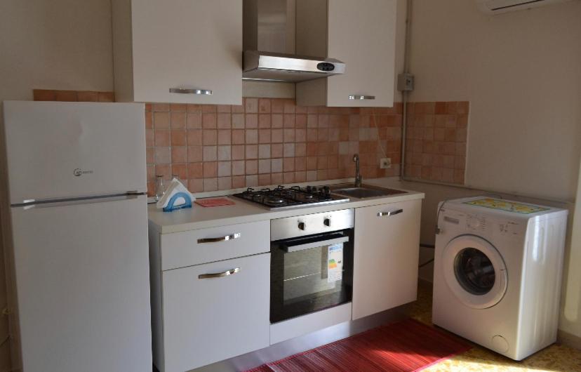 Flat In Olbia Centroアパートメント エクステリア 写真
